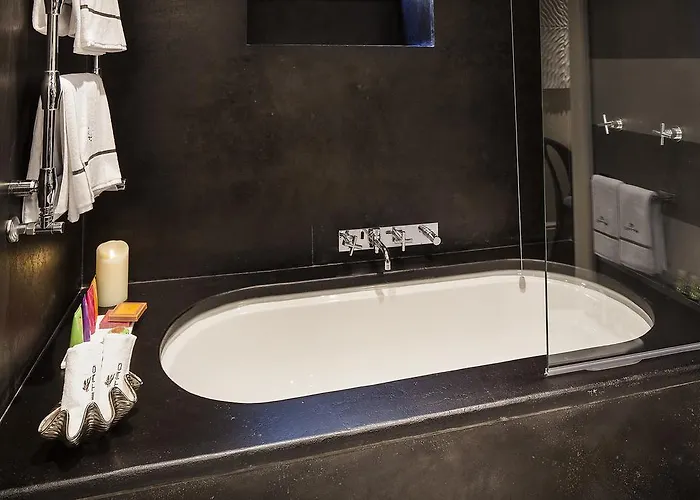 Pepoli9 Design Suites Rome Gasthof 2*
