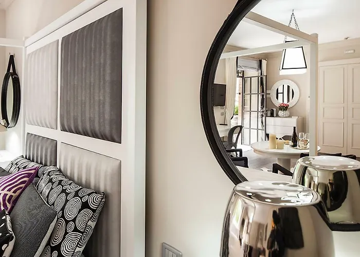Pepoli9 Design Suites Rome Gasthof 2*